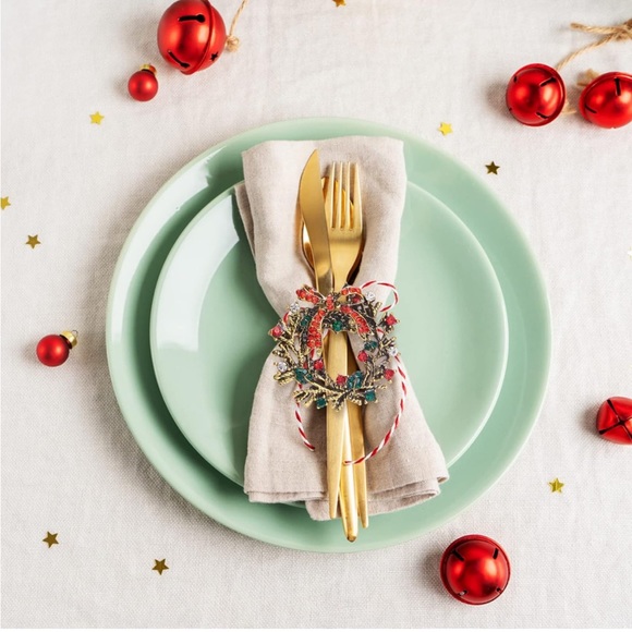 NWOT Christmas Wreath Napkin Rings - Picture 4 of 8